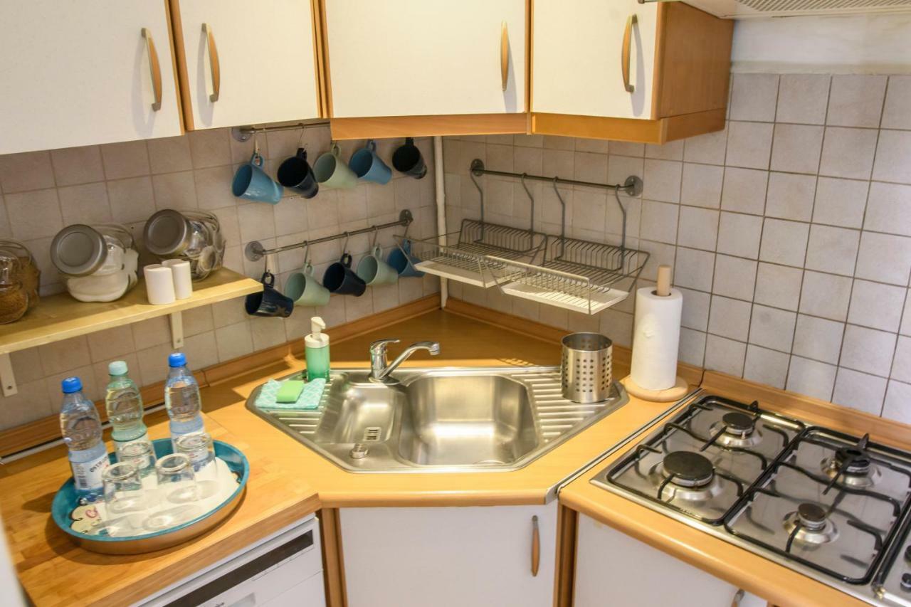 Old Town Folk Apartment Варшава Екстер'єр фото