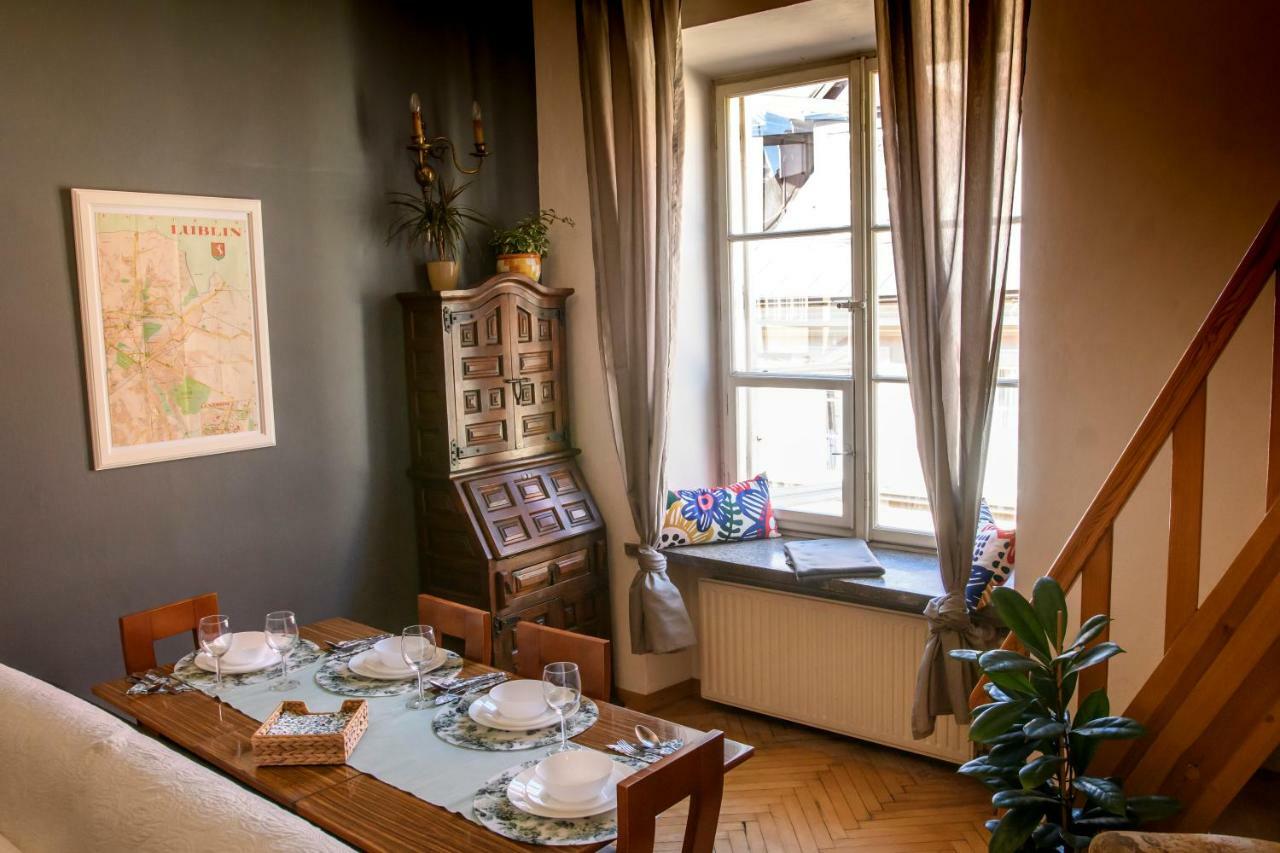 Old Town Folk Apartment Варшава Екстер'єр фото