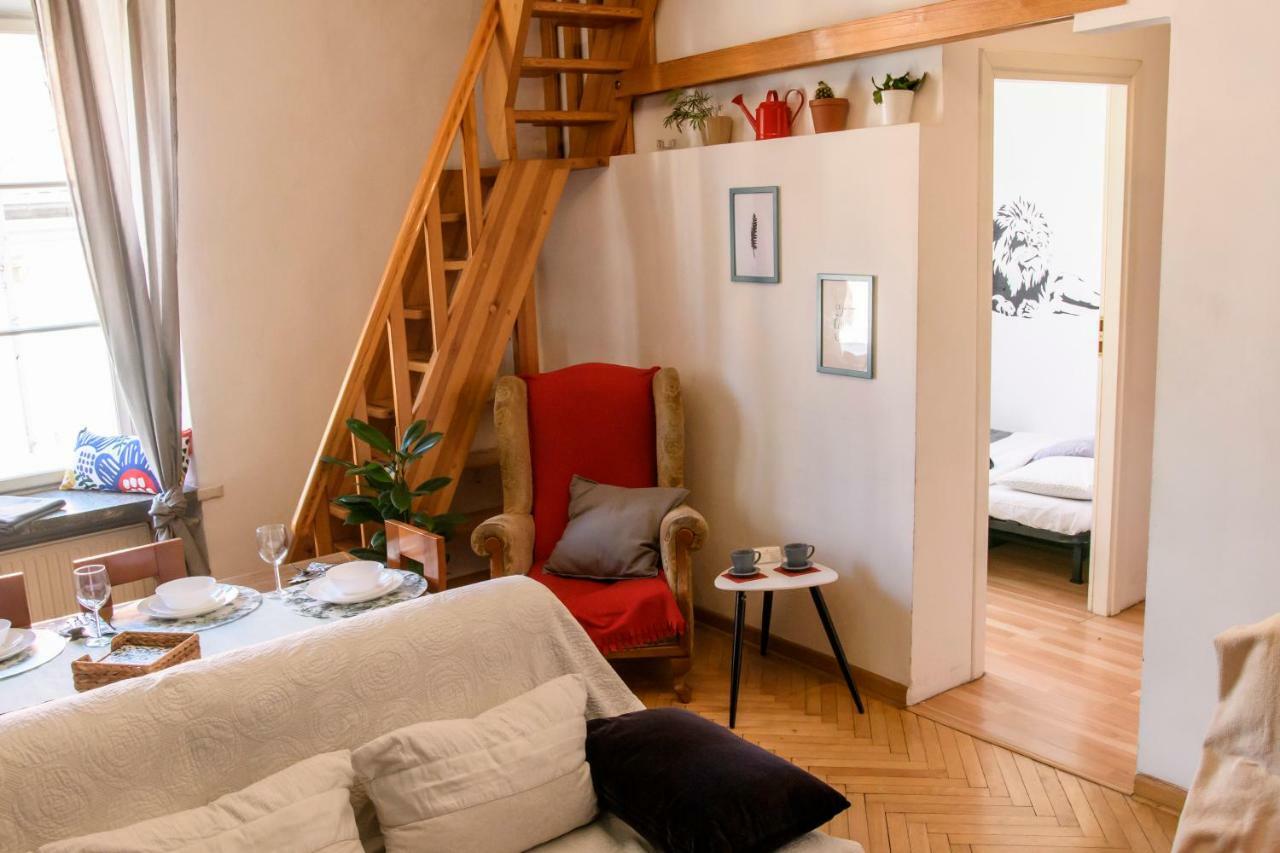 Old Town Folk Apartment Варшава Екстер'єр фото