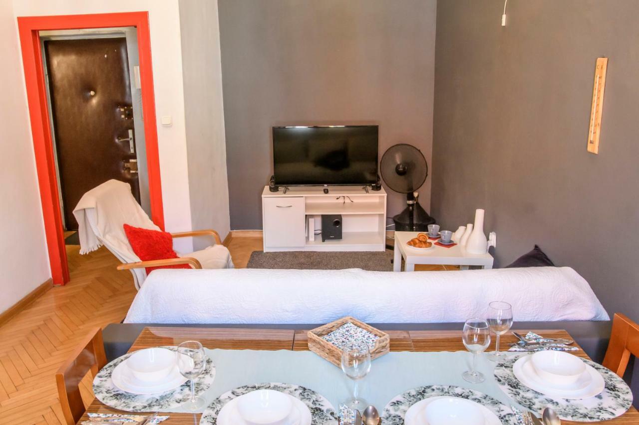 Old Town Folk Apartment Варшава Екстер'єр фото