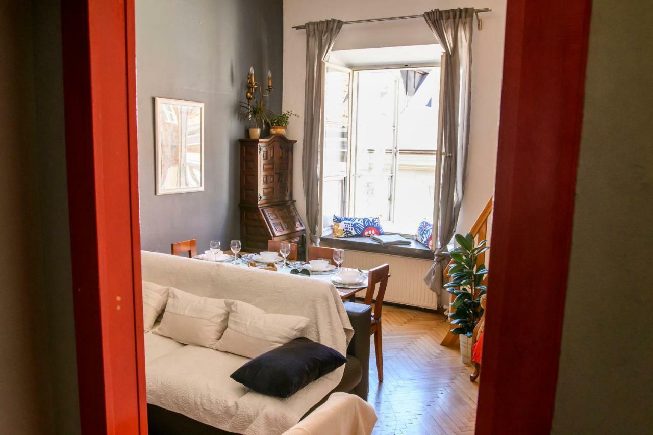 Old Town Folk Apartment Варшава Екстер'єр фото
